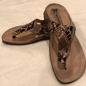 Mephisto sandals size 36